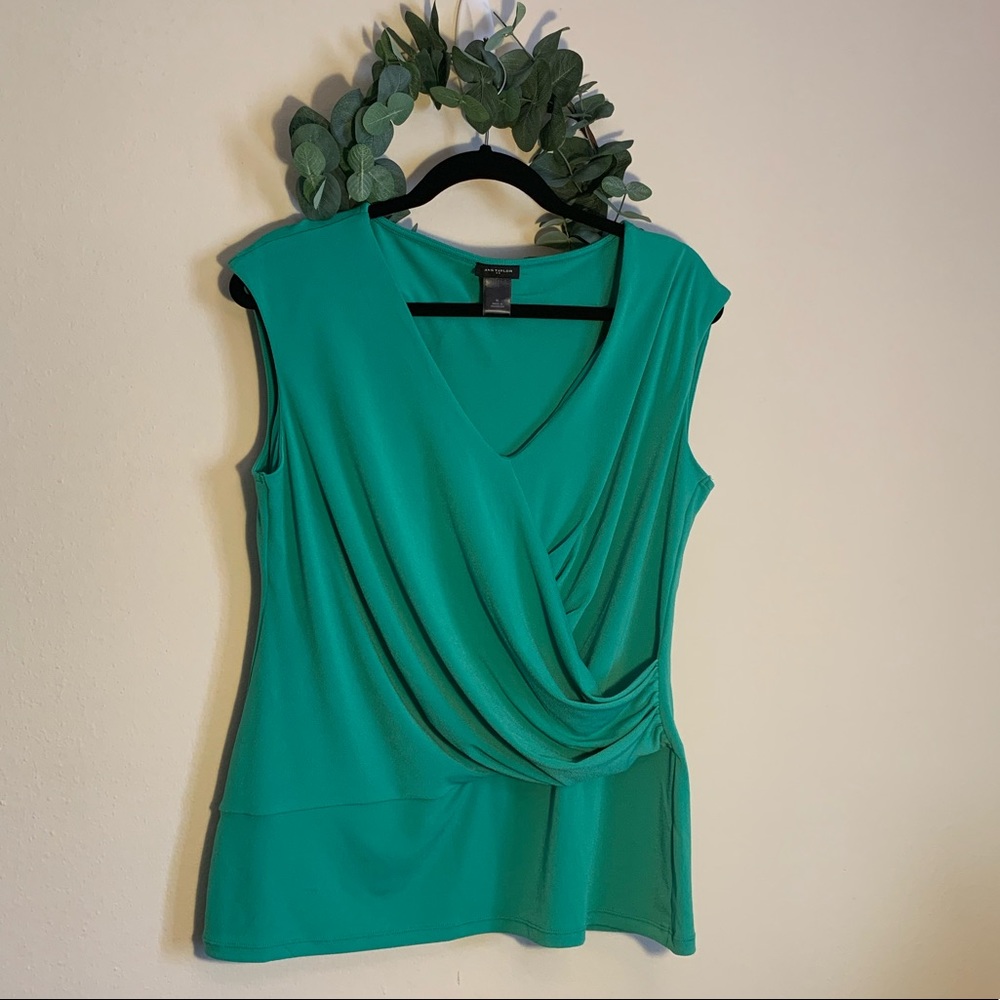 Ann Taylor Polyester V-Neck, Size XL